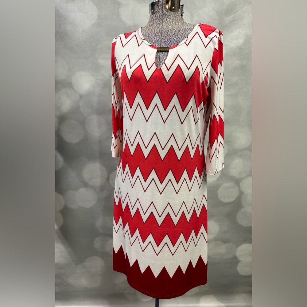 5th & Love geometric dress‎ in size small